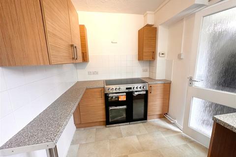 3 bedroom semi-detached house to rent, Ridgeway, Hurst Green, Etchingham