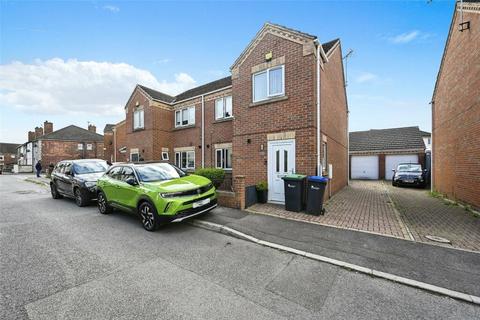 3 bedroom semi-detached house to rent, Newcastle Street, Sutton-in-Ashfield, NG17