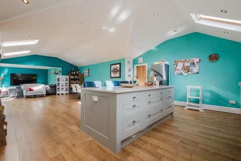 undefined, Woodville Road, Altrincham