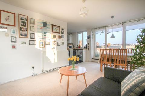 2 bedroom apartment to rent, Furze Hill, Hove BN3