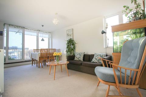 2 bedroom apartment to rent, Furze Hill, Hove BN3