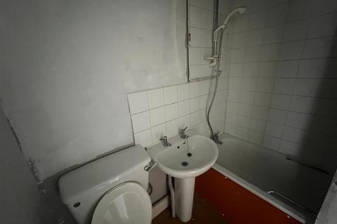 1 bedroom flat for sale, Coningham Road, SHEPHERDS BUSH