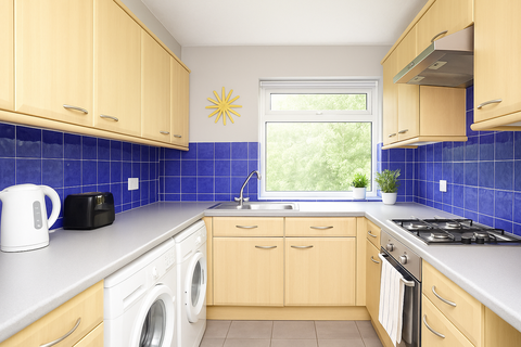 undefined, Blenheim Rd, RAYNES PARK SW20