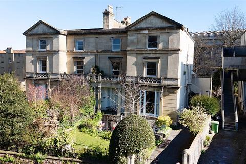 3 bedroom apartment for sale, Richmond Park Road, Bristol BS8