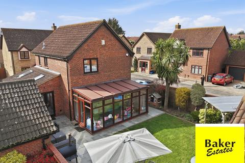 4 bedroom detached house for sale, Wickets Way, Hainault IG6