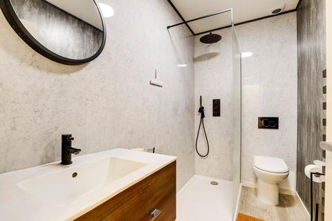 1 bedroom flat for sale, Musters Road, Nottingham NG2