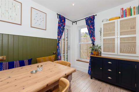 3 bedroom terraced house for sale, Thorn Road, Worthing