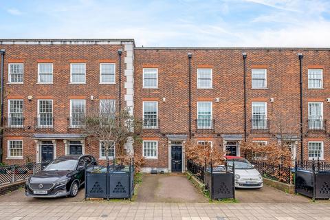 4 bedroom terraced house for sale, Hastings Street, London SE18