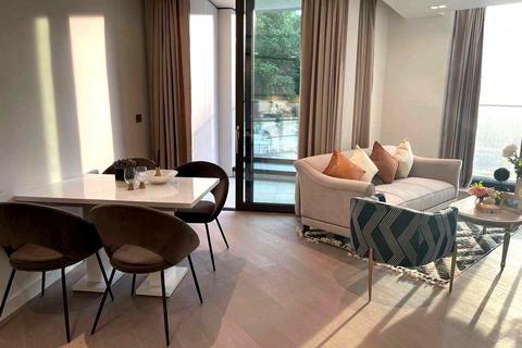 2 bedroom apartment for sale, Westmark Tower, Paddington W2