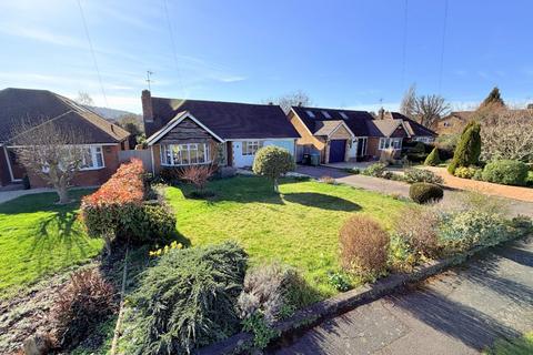 2 bedroom bungalow for sale, Wendover, Buckinghamshire HP22
