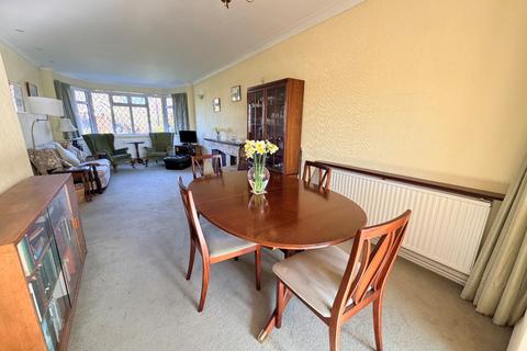 2 bedroom bungalow for sale, Wendover, Buckinghamshire HP22