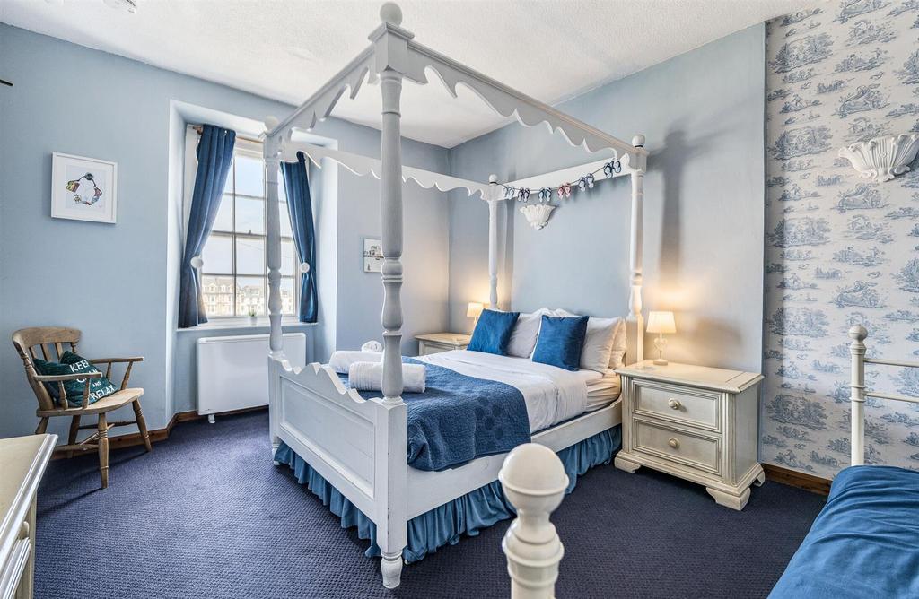 Jellicoe Bedroom.jpg