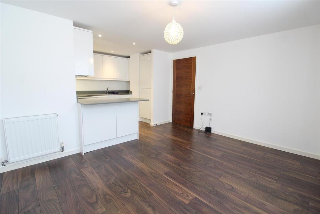 Flat 3 Old Meeting House - New 2021  (6).JPG