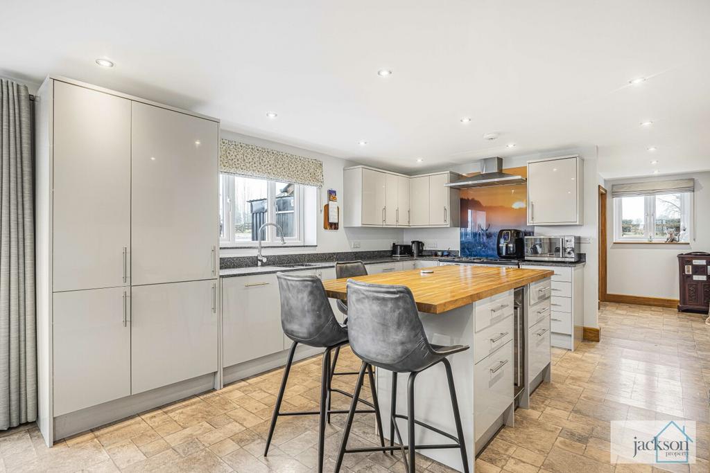 33 74256 watermarked