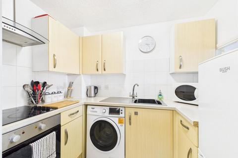 1 bedroom flat for sale, Dennistoun Avenue, Christchurch, BH23