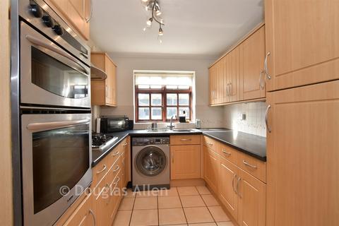 undefined, Belmont Close, Wickford SS12