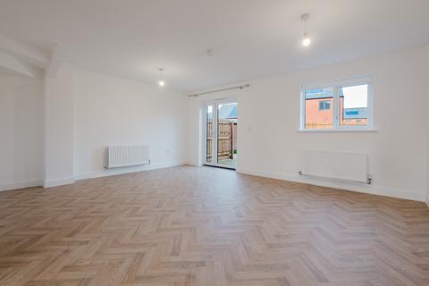 4 bedroom semi-detached house to rent, Leaf Living at Western Gate, Northampton, NN7