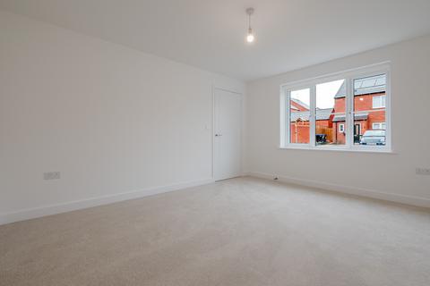 4 bedroom detached house to rent, Leaf Living at Western Gate, Northampton, NN7
