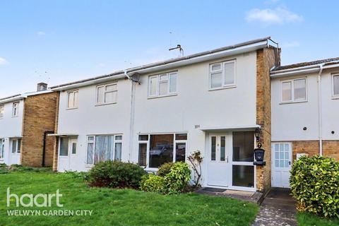 4 bedroom terraced house for sale, Orchard Mead, Hatfield