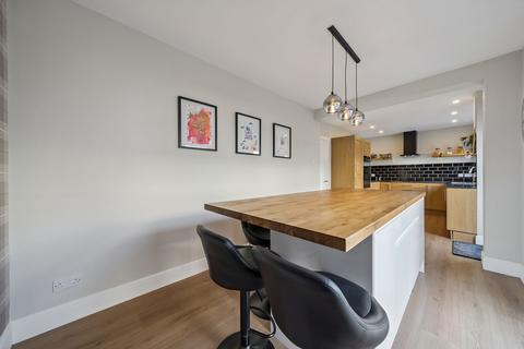 undefined, Quarry Knowe, Rhu, G84