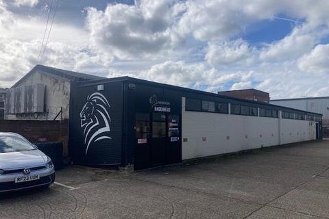 Retail property (high street) for sale, Warren Centre Reform Rd Maidenhead SL6 8BT