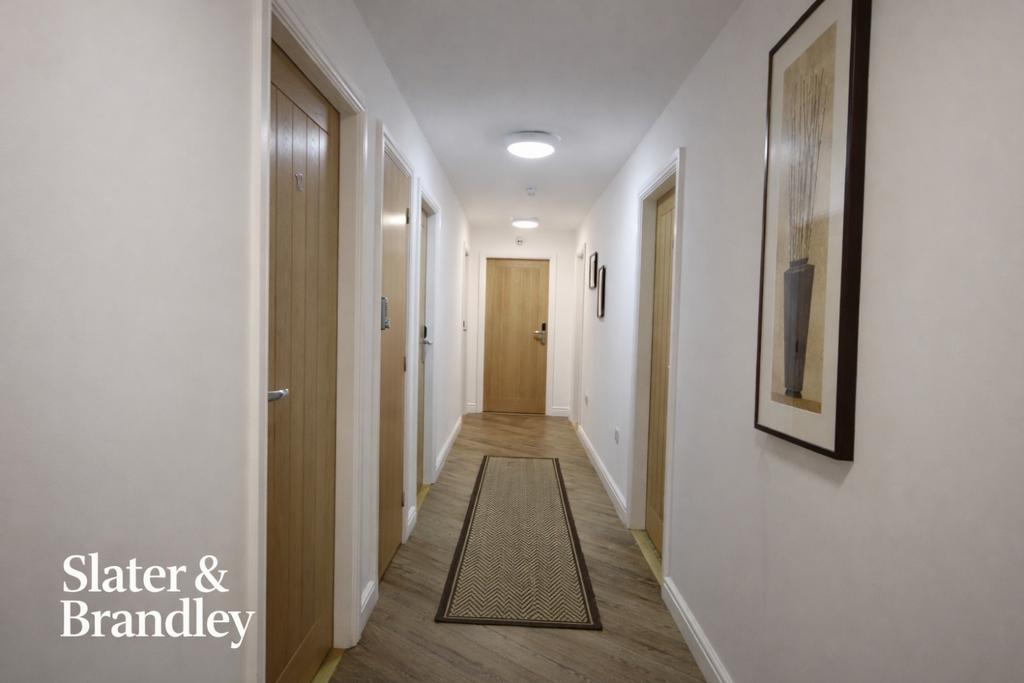 E137a047-ebf8-4dc7-9ff3-6465c1d3db3f