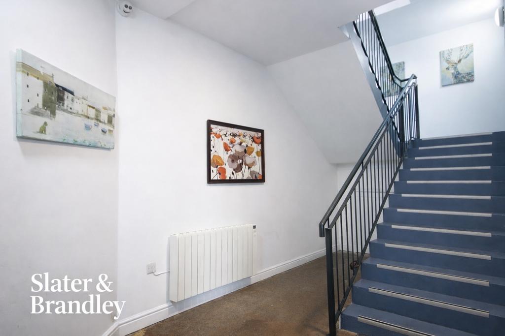 E168c7b6-dbd6-49c4-8b27-2ecb26d4b82c