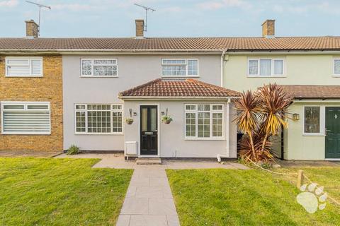 3 bedroom terraced house for sale, Matching Green, Basildon SS14