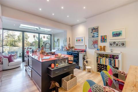 4 bedroom semi-detached house for sale, Old Dover Road, Canterbury CT1