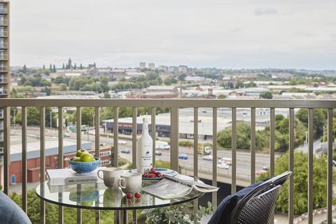 2 bedroom apartment to rent, The Headline, Leeds Leeds LS1