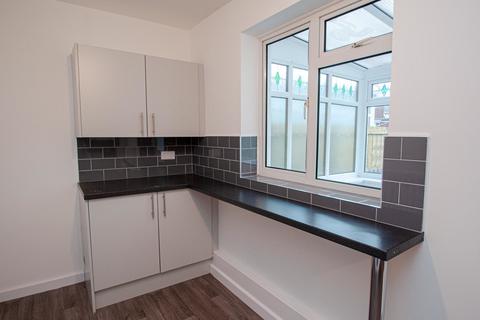 2 bedroom semi-detached house to rent, Rhyl Square, Sunderland SR5