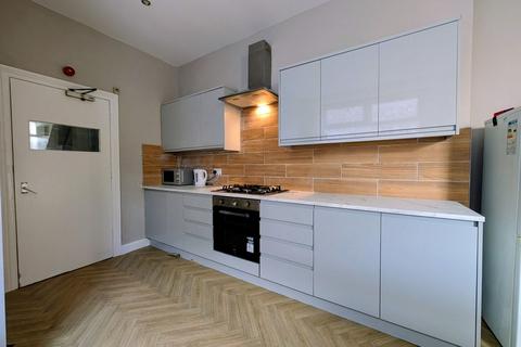 7 bedroom house of multiple occupation to rent, Elmwood Street, Sunderland SR2