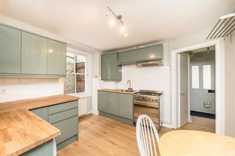 1 bedroom flat for sale, Wimbart Road, London SW2