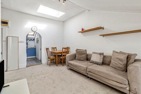 2 bedroom flat to rent, Elsham Road, London W14