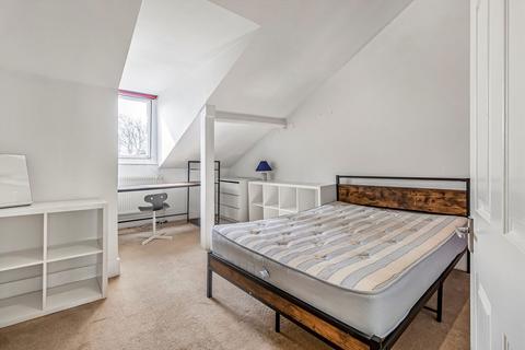 2 bedroom flat to rent, Elsham Road, London W14