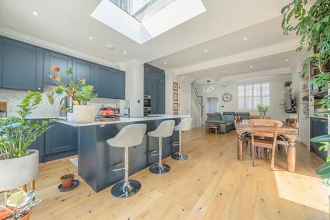 3 bedroom terraced house for sale, Benham Road, London W7