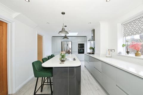 3 bedroom semi-detached house for sale, Shaw Drive, March