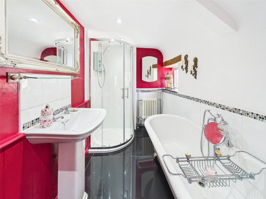 DS Bathroom