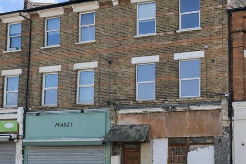 undefined, Maple Road, London