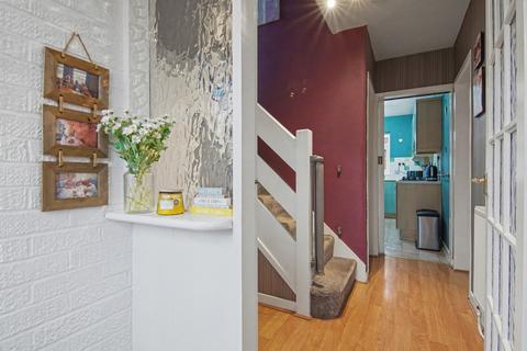 3 bedroom semi-detached house for sale, Manderley Close, Coventry, CV5