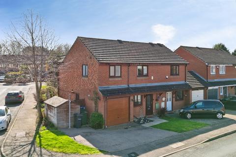 3 bedroom semi-detached house for sale, Benedictine Gate, Waltham Cross