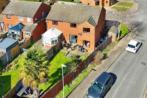 3 bedroom semi-detached house for sale, Benedictine Gate, Waltham Cross