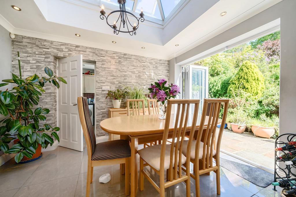 Kitchen / Breakfast Room