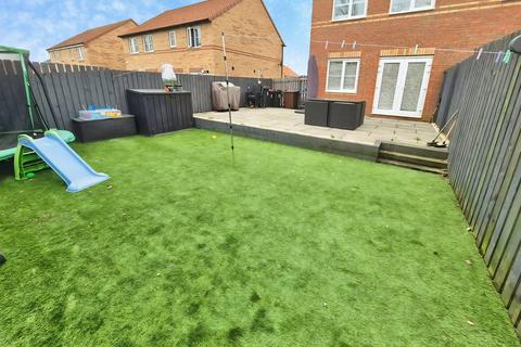 3 bedroom semi-detached house for sale, Blunn Croft, Kilnhurst, Mexborough