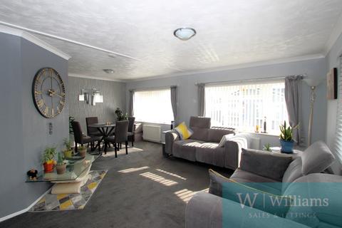 undefined, 35 Medina Park, Folly Lane, Whippingham, Isle Of Wight