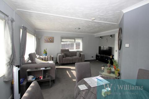 undefined, 35 Medina Park, Folly Lane, Whippingham, Isle Of Wight