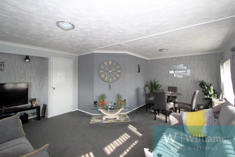 undefined, 35 Medina Park, Folly Lane, Whippingham, Isle Of Wight