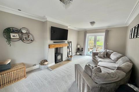 undefined, Long Lee Lane, Keighley, BD21