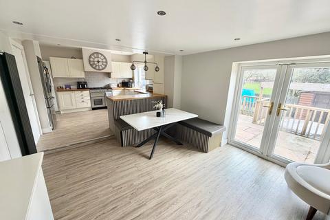 undefined, Long Lee Lane, Keighley, BD21