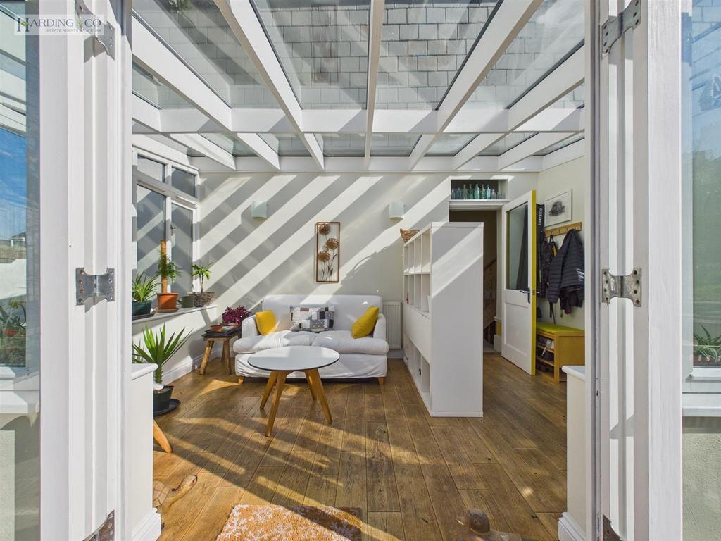 Garden Room .1.jpg